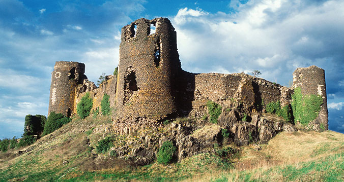 Site touristique en Auvergne ouvert au public